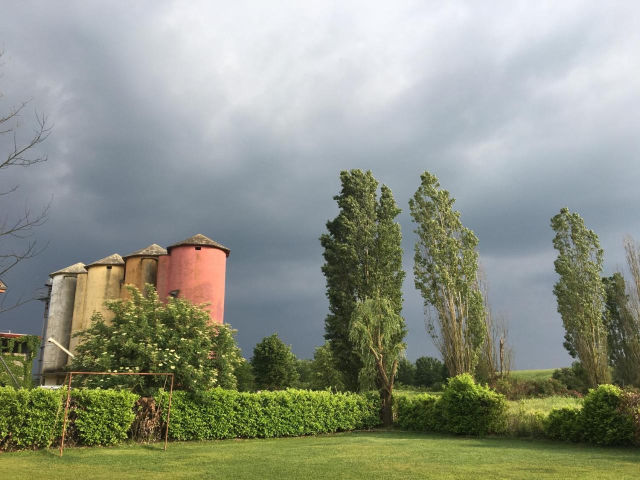הוילה ולנצה Agriturismo Cascina Nuova מראה חיצוני תמונה